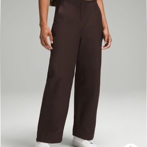 LULULEMON Utilitech Relaxed Mid-rise Trousers (7-8 length)